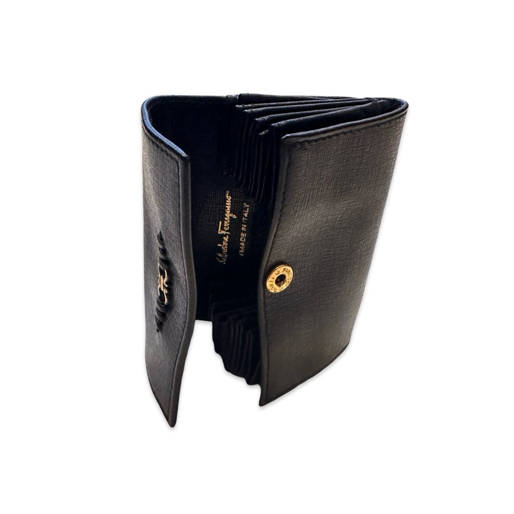 RARE Salvatore Ferragamo Mini Accordion style coin holder or pouch